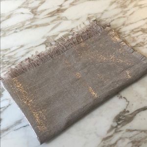 Dosa silk beige and metallic large scarf